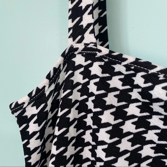 4 for $25 NWOT SHEIN CAMI DRESS - Picture 4 of 8